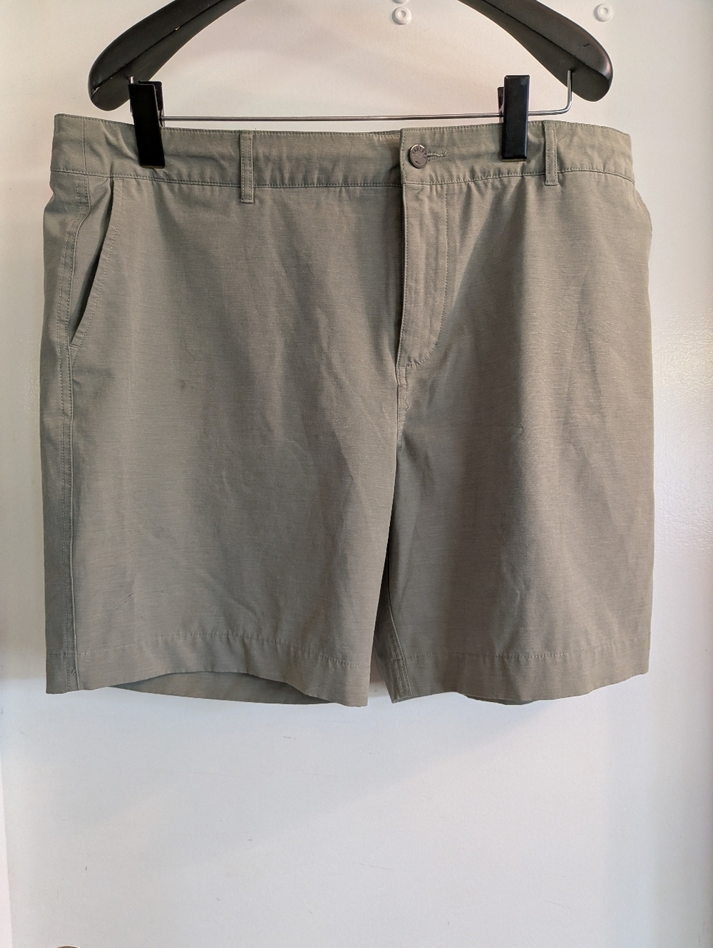 Faherty Lightweight Flat-Front Shorts in Olive  All Day Drawstring